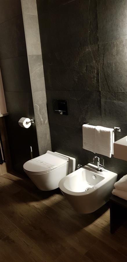 Bed Milano Linate Hotel Ngoại thất bức ảnh