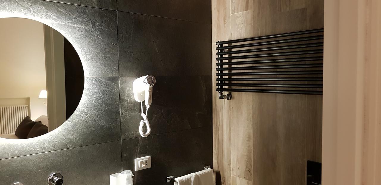 Bed Milano Linate Hotel Ngoại thất bức ảnh