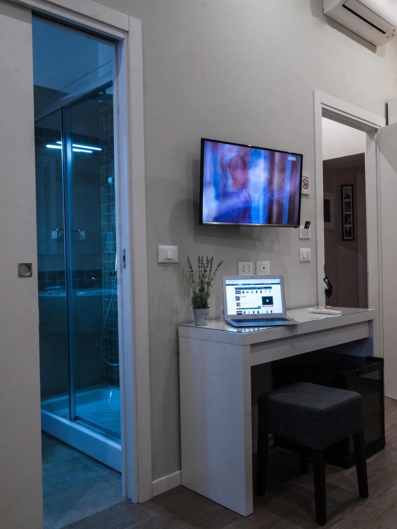 Bed Milano Linate Hotel Ngoại thất bức ảnh