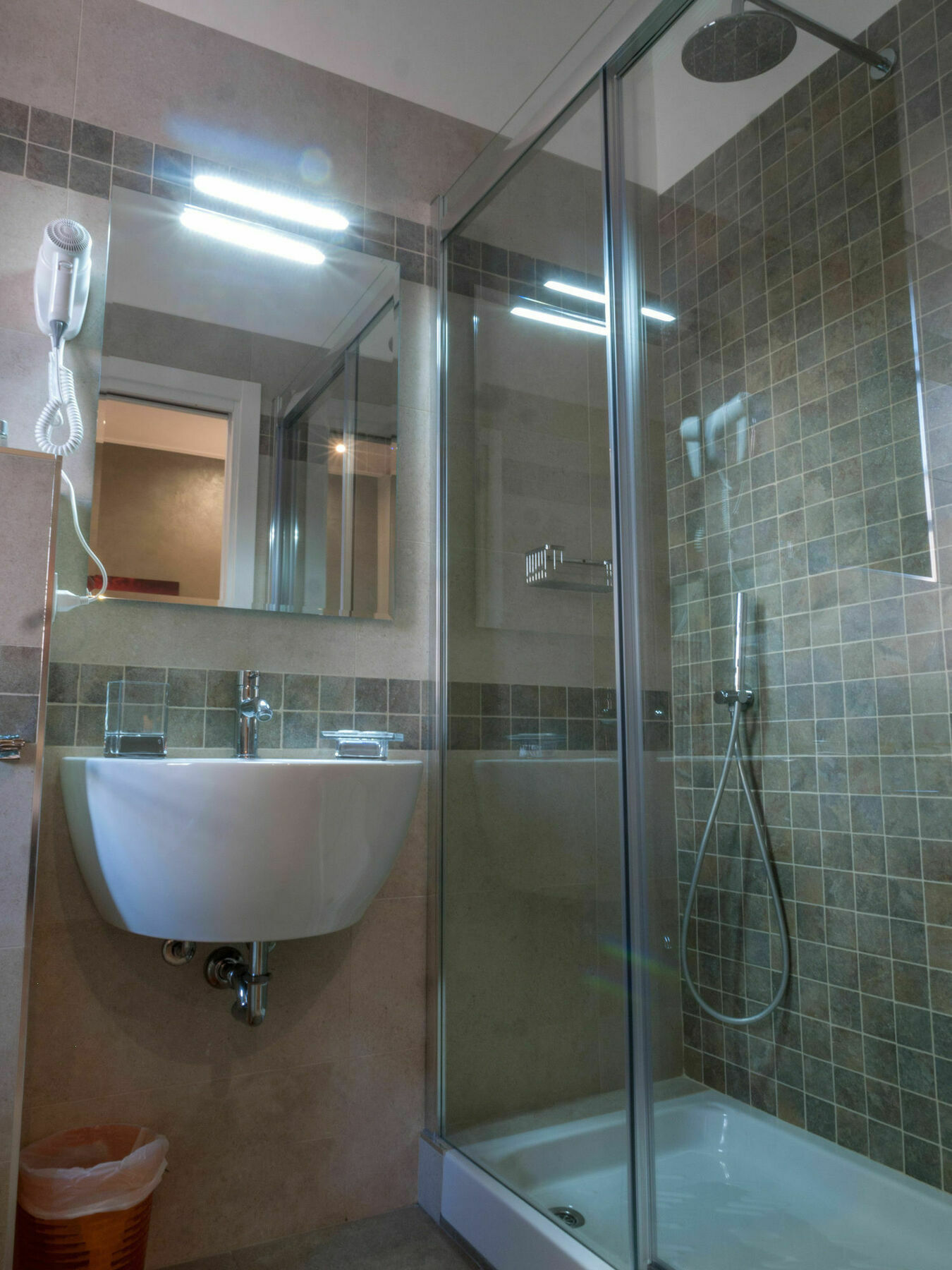 Bed Milano Linate Hotel Ngoại thất bức ảnh