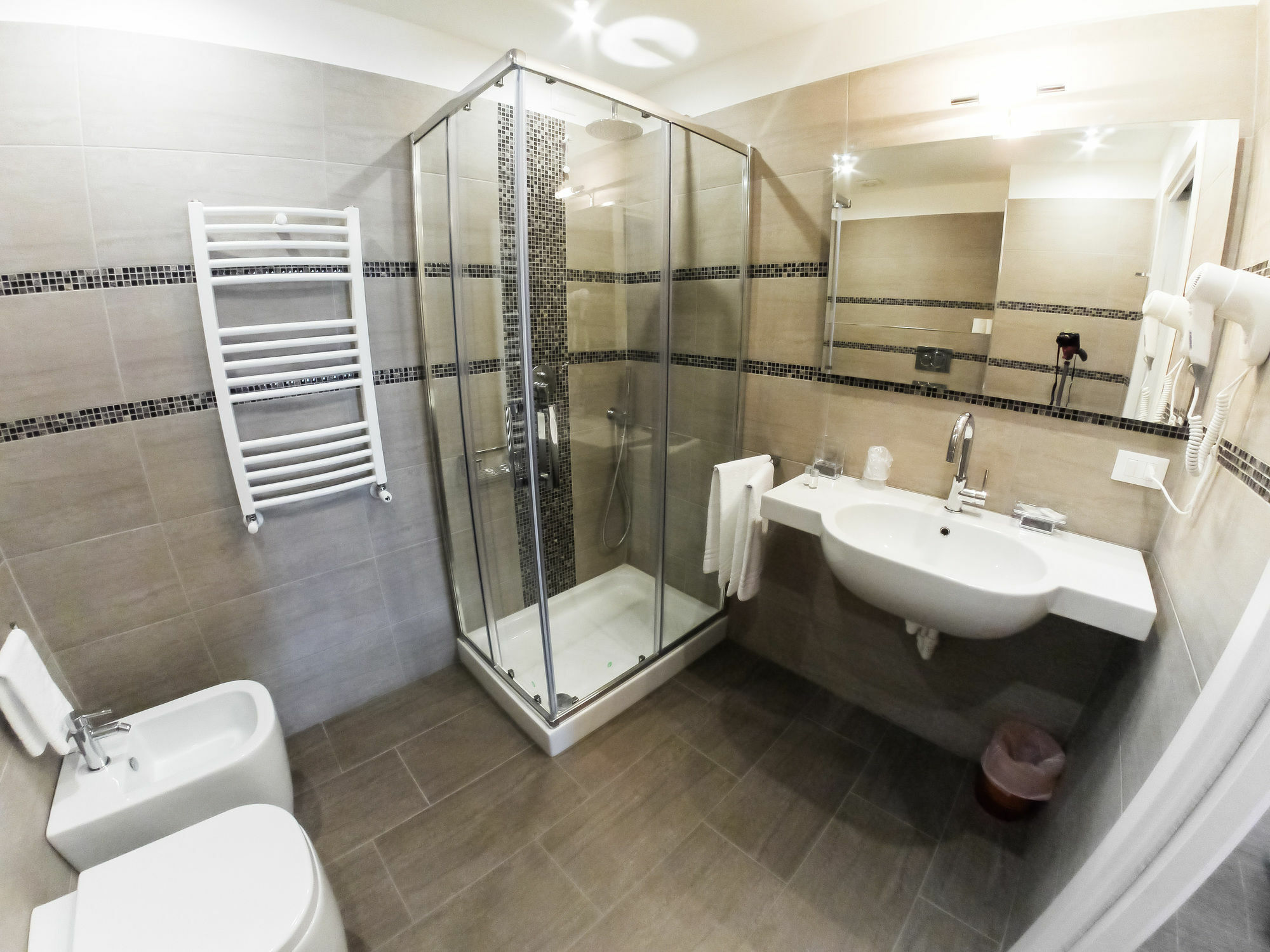 Bed Milano Linate Hotel Ngoại thất bức ảnh